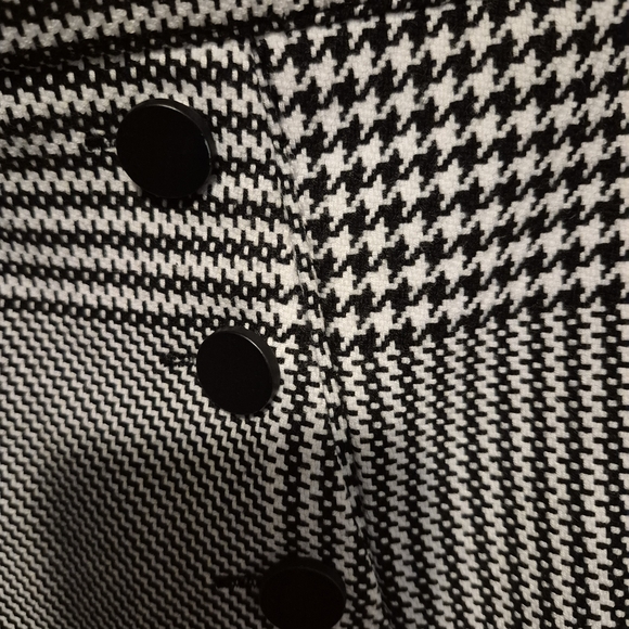 H&M Black and White Checkered Pencil Skirt - Picture 2 of 4
